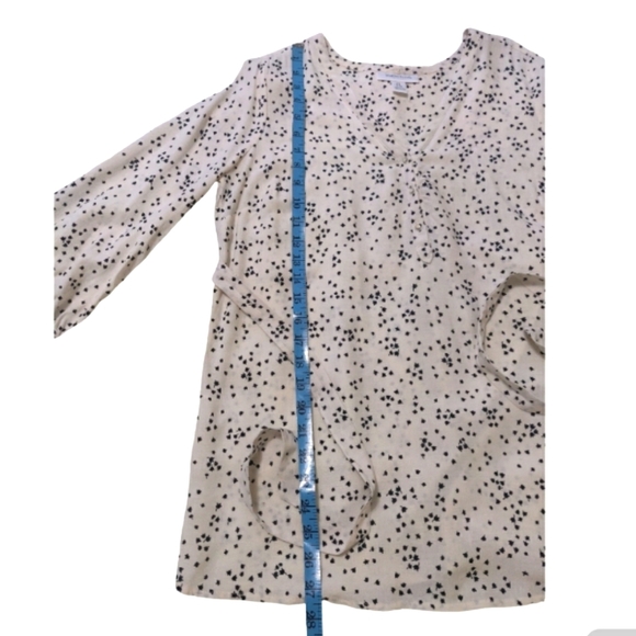 Motherhood Floral Blouse. - Picture 6 of 7